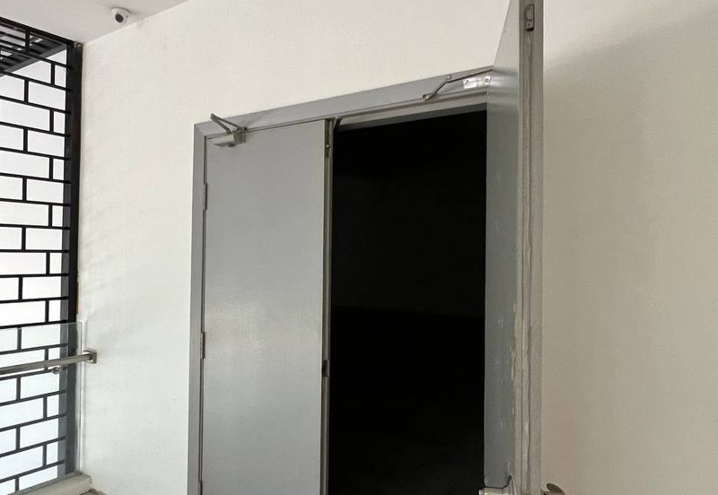 Bare Unit Level 1 Hi-Volume Heavy Duty Space To Let Cyberjaya