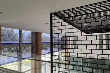 Bare Unit Level 1 Hi-Volume Heavy Duty Space To Let Cyberjaya