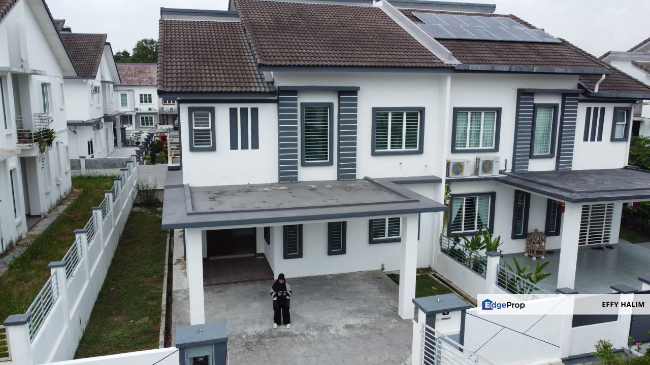 Freehold Semi D Hillview Residence Kajang For Sale, Selangor, Semenyih