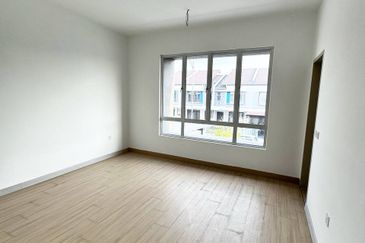 Serenia Amani @ Serenia City