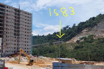 Tanah 15 ekar tepi Lebuhraya EKVE Sungai Long