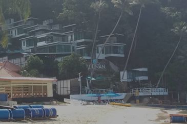 Tanah Resort Ekslusif Pulau Perhentian