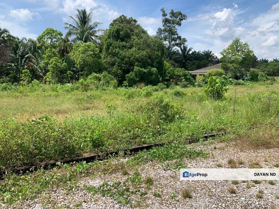 Tanah Lot Banglo Tapah, Perak, Tapah