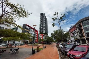 Shop Office Bangi Sentral Muslimah Boutique Street