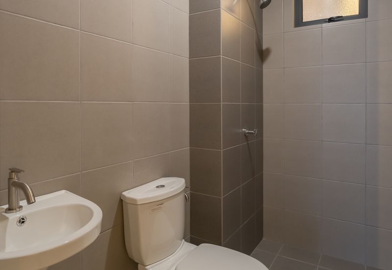 New Modern Condo Sungai Long