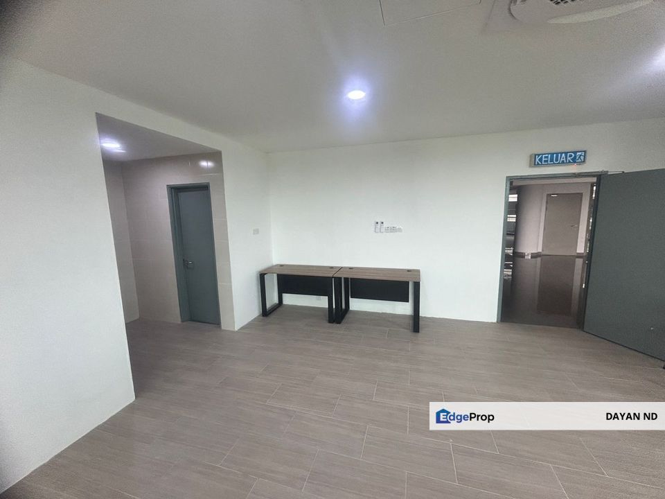 Corner Office Unit Plaza Bangi Perdana, Selangor, Bangi