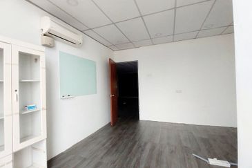 Shop Office Bangi Sentral Muslimah Boutique Street