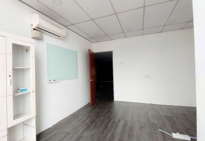 Shop Office Bangi Sentral Muslimah Boutique Street