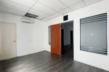 Shop Office Bangi Sentral Muslimah Boutique Street