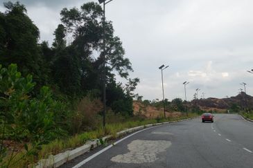 Jalan Sungai Long