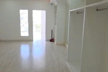 Shop Office Bangi Sentral Muslimah Boutique Street