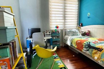 16 Quartz Melawati Condominium