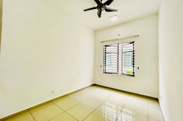 Cradleton @ Eco Majestic