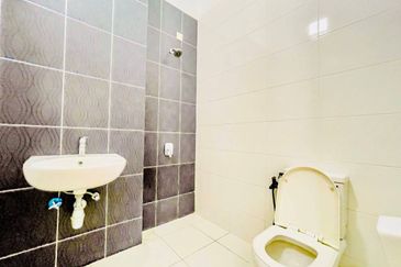 Cradleton @ Eco Majestic