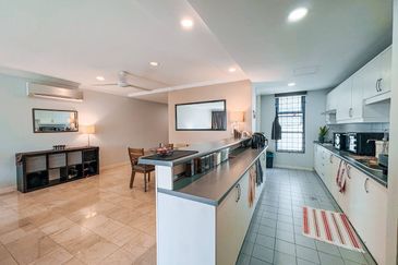 Impiana on the Waterfront