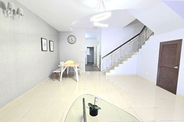 2 Storey Terrace House, Taman Puncak Saujana, Kajang