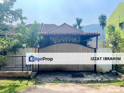 3 STOREY SEMI-D HOUSE @ Taman Wangsa Ukay, Selangor, Ampang