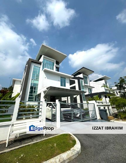 Bungalow 2.5 storey, Taman Laman Puteri, Sikamat, Seremban, Negeri Sembilan, Seremban