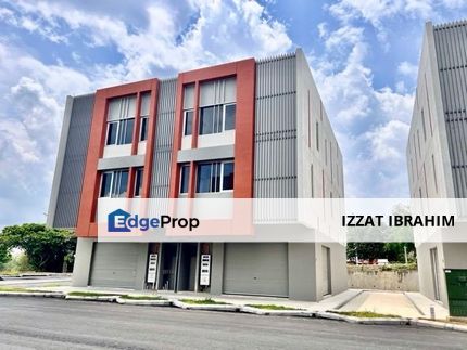 ENDLOT 3 Storey Shoplot Uni Square, Bandar Baru Nilai, Near USIM & IPD Nilai, Negeri Sembilan, Nilai