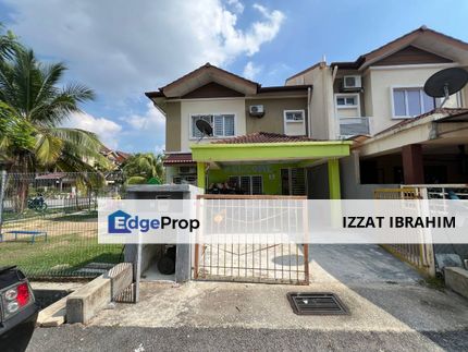 2 Storey Terrace, Taman Puncak Saujana Seksyen 3, Kajang, Selangor, Kajang