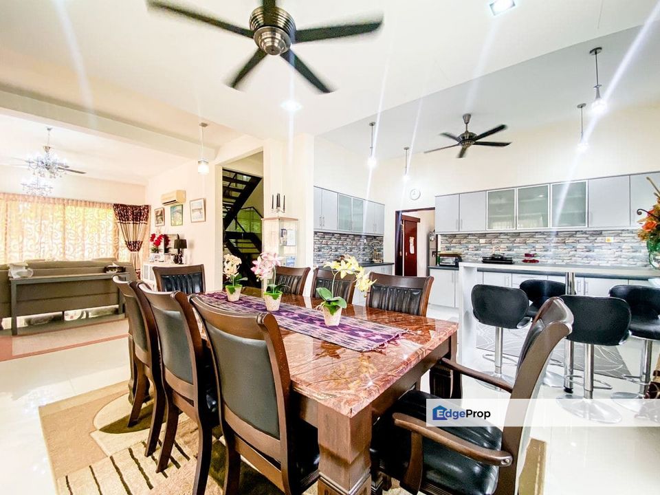 Banyan Close Bandar Bukit Mahkota Bangi Double Storey Bungalow For Sale Freehold   , Selangor, Bangi