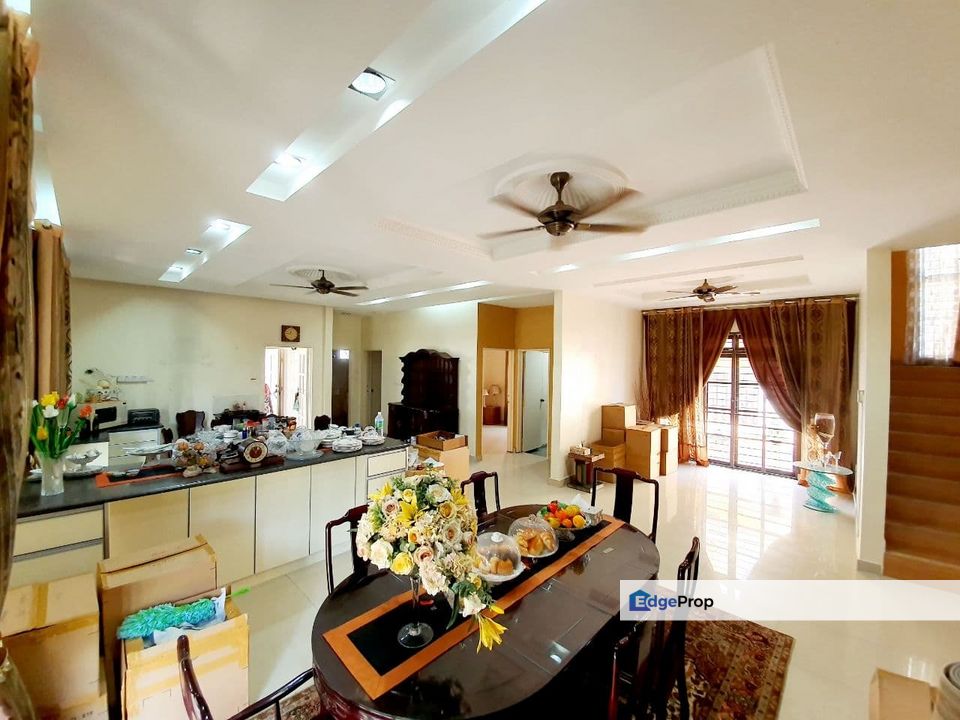 RENOVATED Bungalow Putra Hill Residensi, Bandar Seri Putra, Bangi, Selangor, Bangi