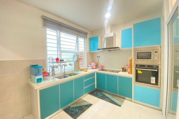 Taman Pinggiran Putra