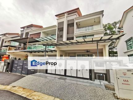 RENOVATED 2.5 Storey Superlink Putra Residence, Taman Pinggiran Putra, Seri Kembangan, Selangor, Seri Kembangan