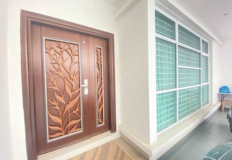 Taman Pinggiran Putra