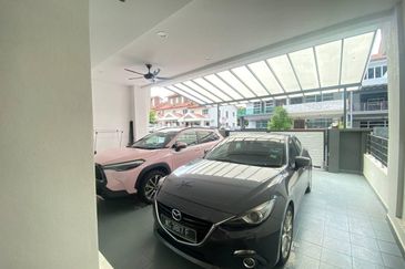 Taman Pinggiran Putra