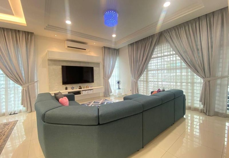 Taman Pinggiran Putra