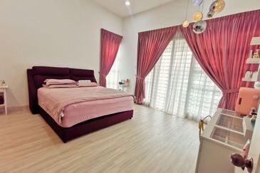 Taman Pinggiran Putra