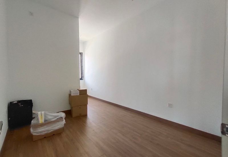 Elmina Green One @ City of Elmina