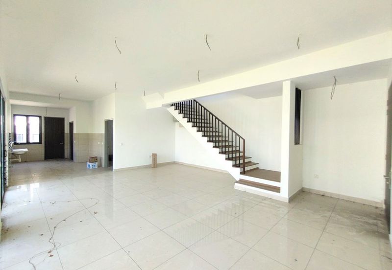 Elmina Green One @ City of Elmina