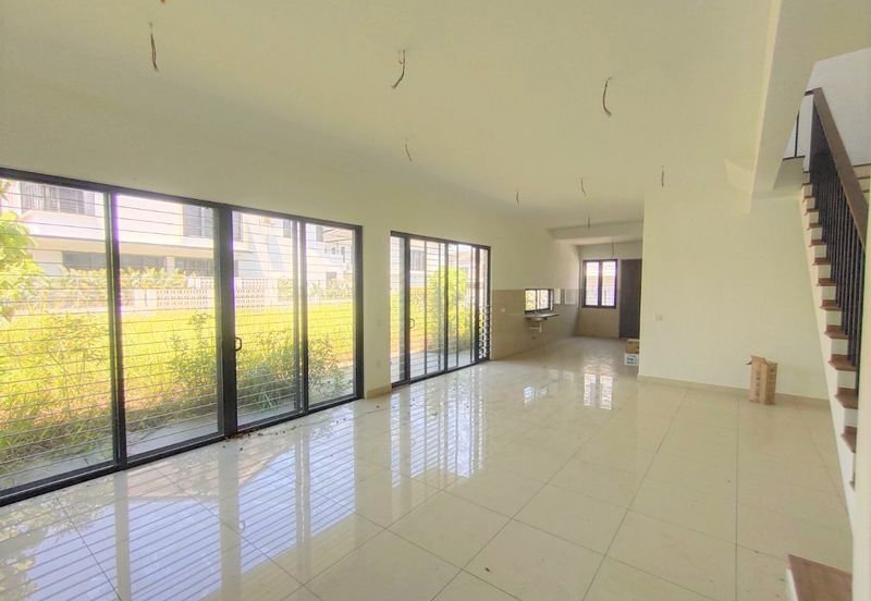 Elmina Green One @ City of Elmina