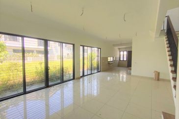 Elmina Green One @ City of Elmina