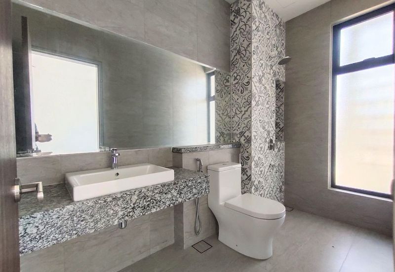 Elmina Green One @ City of Elmina