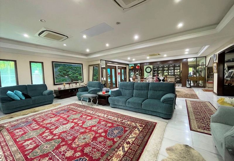 Bandar Tun Hussein Onn