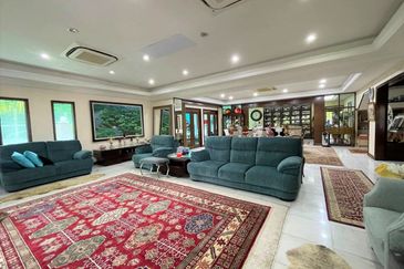 Bandar Tun Hussein Onn