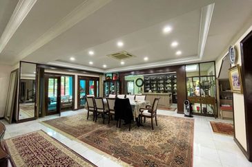 Bandar Tun Hussein Onn