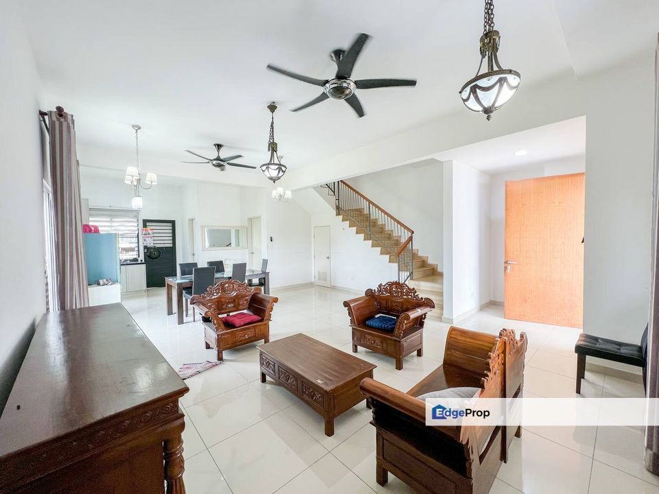 [3,283 SQFT] End Lot Double Storey Terrace Laurel Laman View, Cyberjaya, Selangor, Cyberjaya