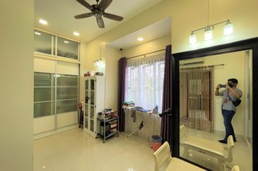 [RENOVATED 12,217 SQFT] Double Storey BUNGALOW Taman Tasik Titiwangsa, KL FOR SALE