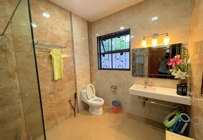 [RENOVATED 12,217 SQFT] Double Storey BUNGALOW Taman Tasik Titiwangsa, KL FOR SALE