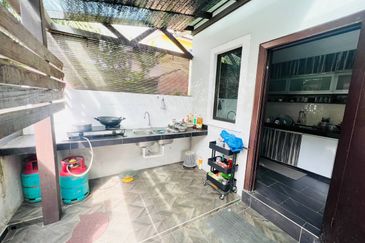 Kampung Sungai Merab