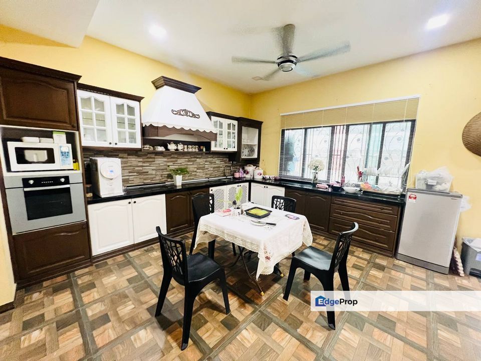 [5,605 SQFT] Double Storey Bungalow Taman Desa Utama Sg Merab Bangi, Selangor, Kajang