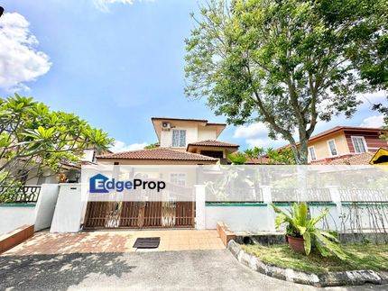 Bungalow Bandar Bukit Mahkota Bangi Seksyen 6 Bangi Double Storey FOR SALE FREEHOLD, Selangor, Bangi