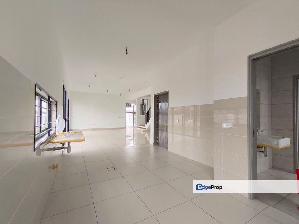 END LOT 2 Storey Terrace Elmina Green 1 Elmina West Shah Alam EXTRA LAND 33x70 For Sale Freehold, Selangor, Sungai Buloh