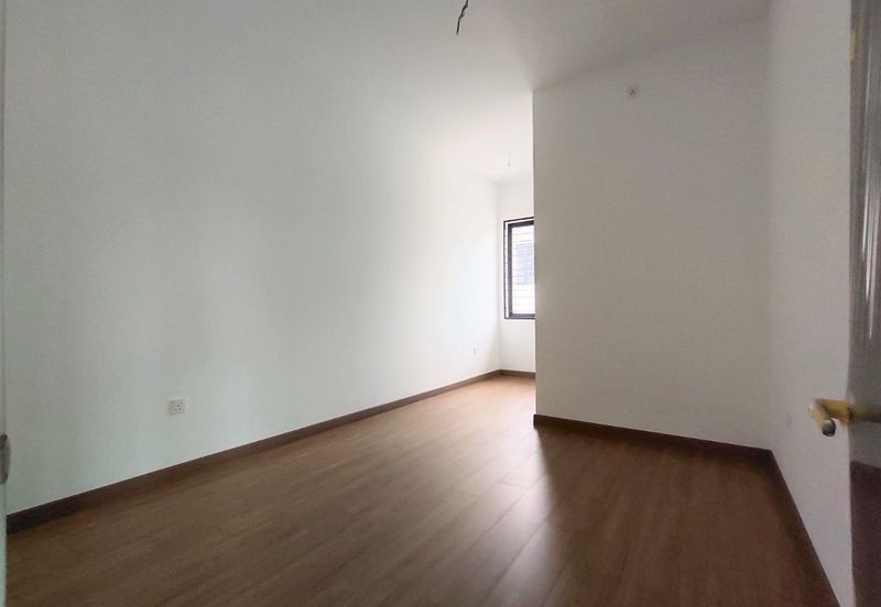 Elmina Green One @ City of Elmina