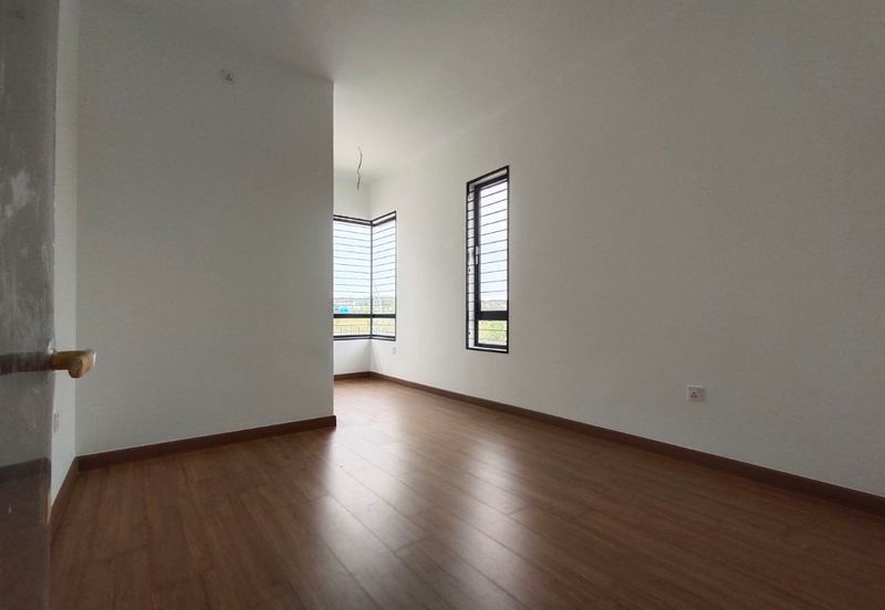 Elmina Green One @ City of Elmina