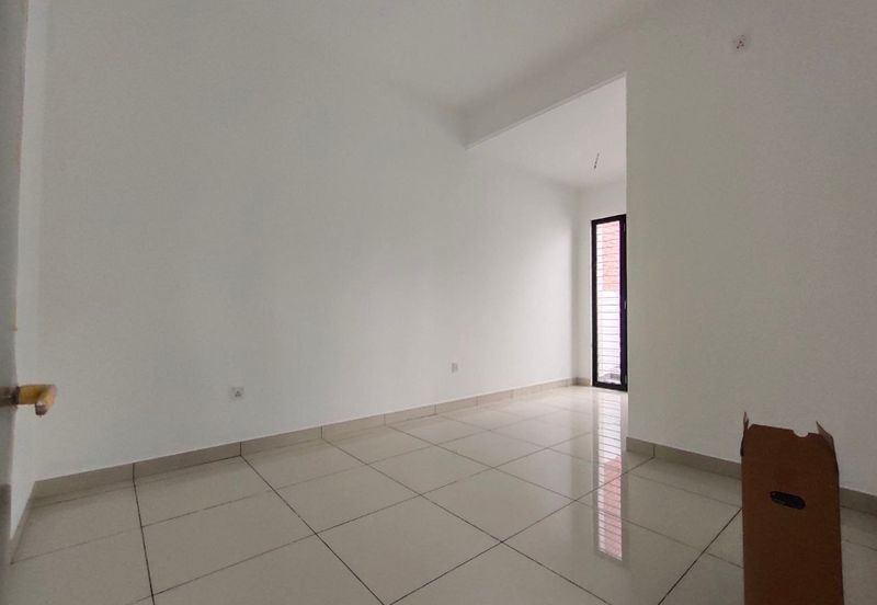 Elmina Green One @ City of Elmina